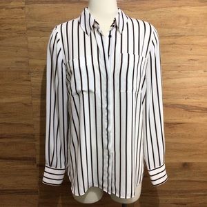 Business wear White House Black Market size 10 white long sleeve